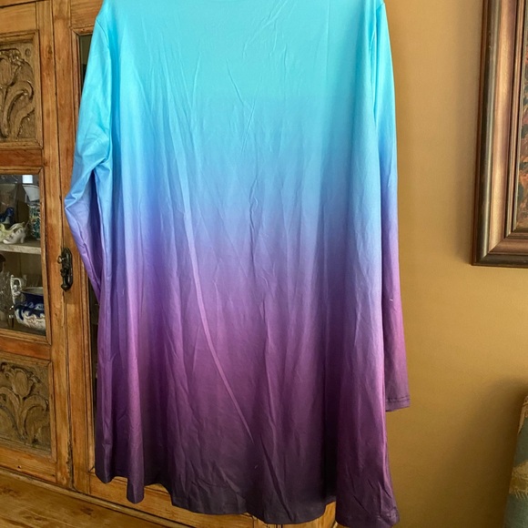 Ombré Tunic - Picture 2 of 4